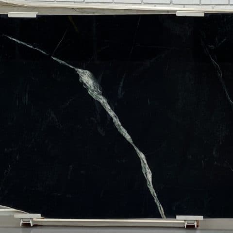 Calla Lily Soapstone Honed cm